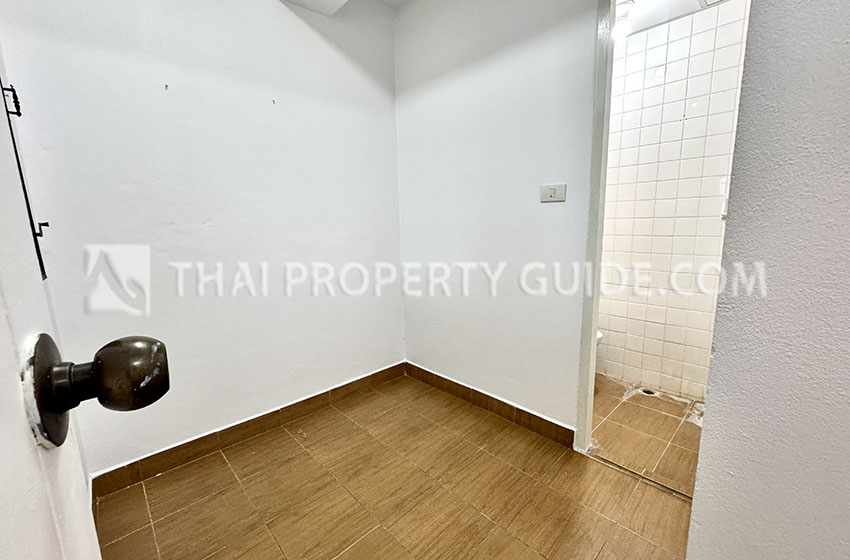 Apartment in Phaholyothin 